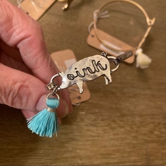 Lot of 3 Bracelets New! Mooo Oink! - Picture 6 of 11